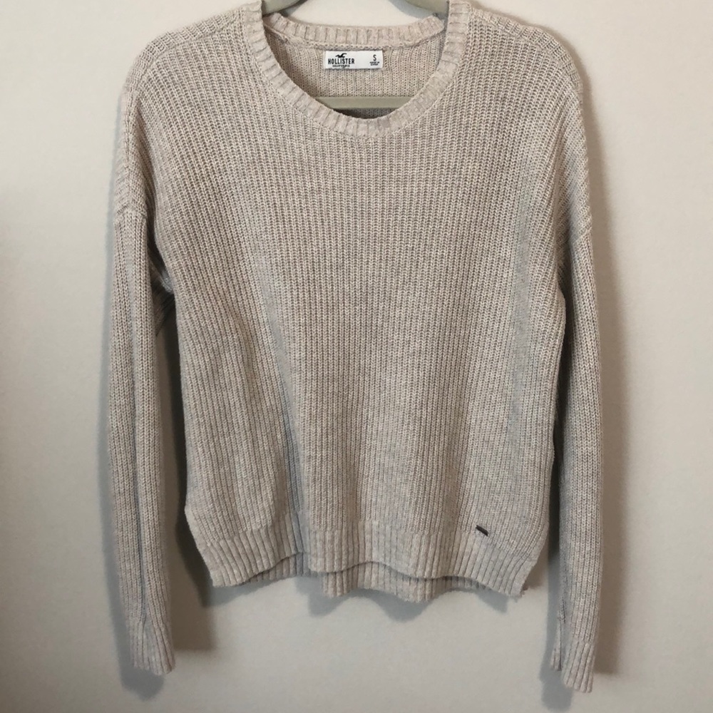 hollister sweater